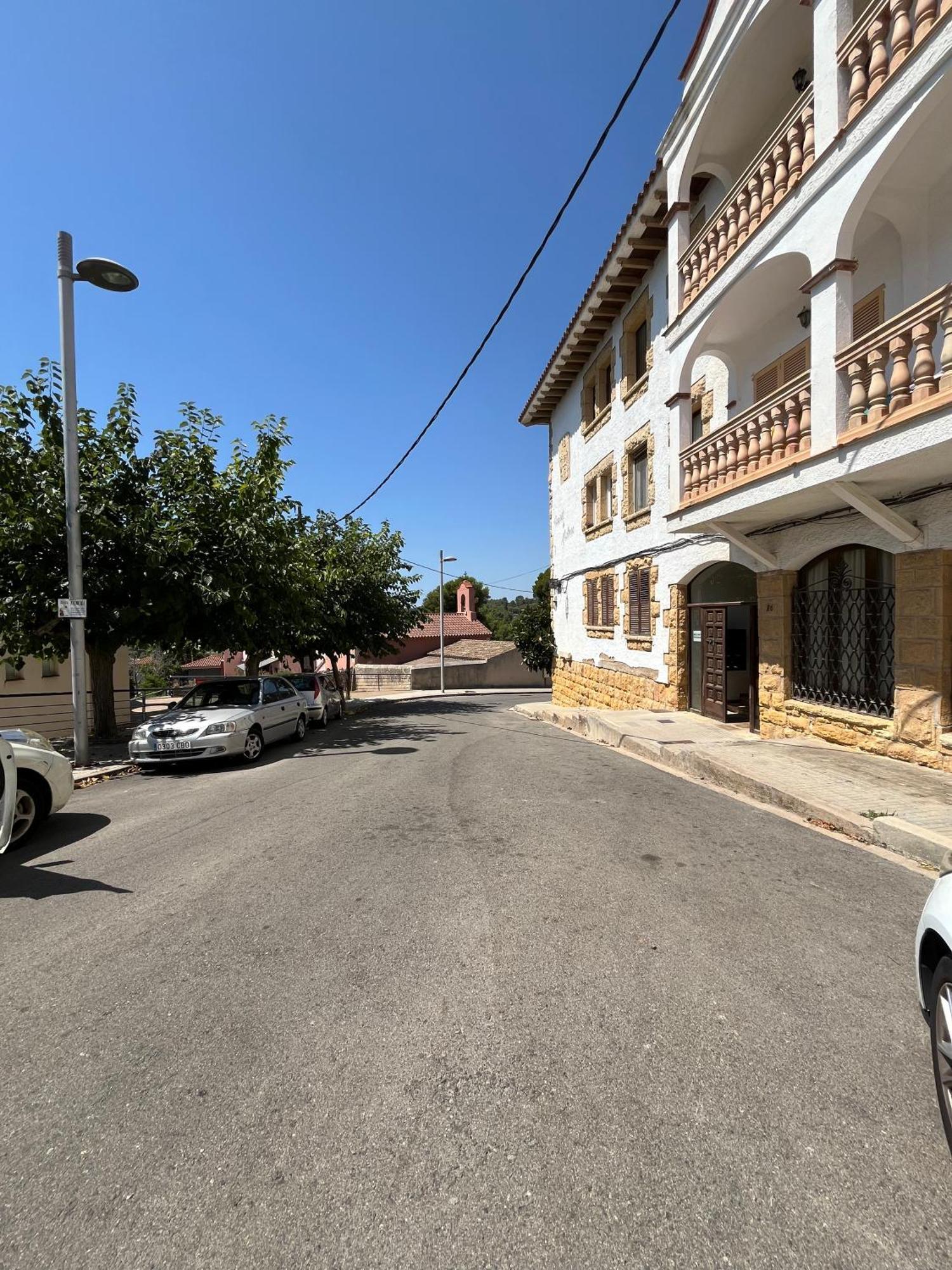 Apartment De La Madrona 1st Floor Easy Street Parking