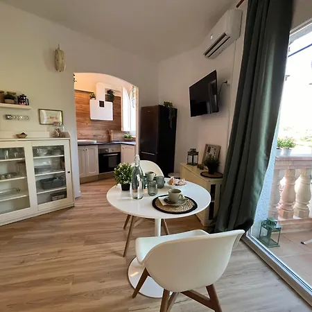 Apartament De La Madrona 1St Floor Easy Street Parking Tarragona Exterior photo