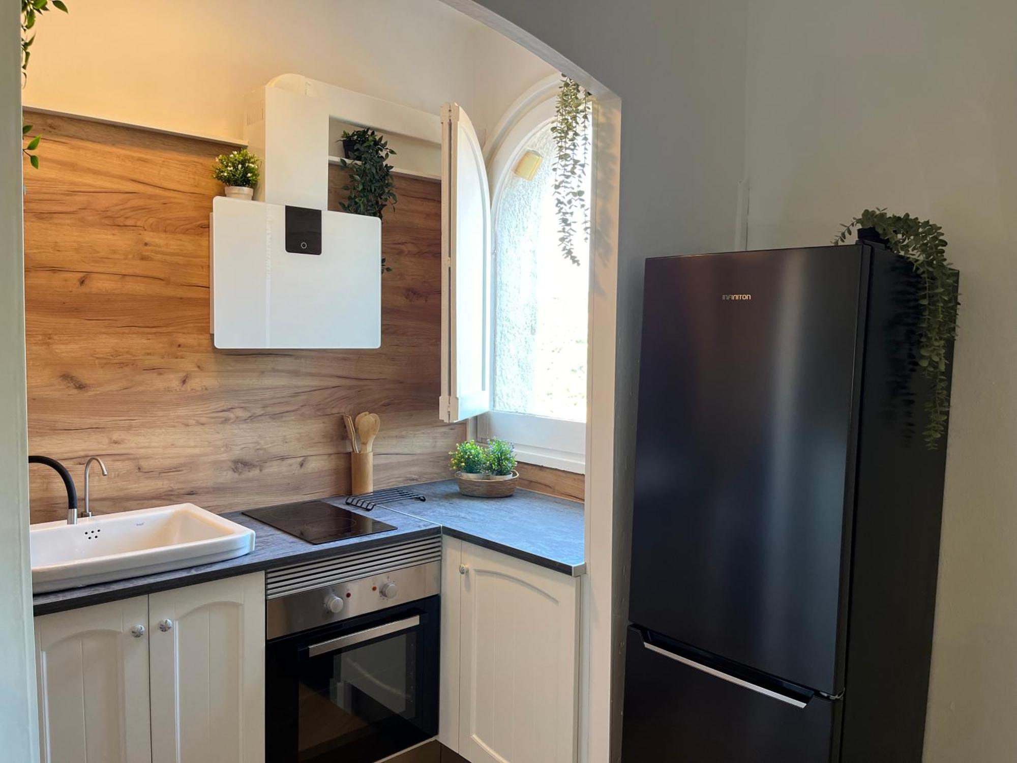 De La Madrona 1st Floor Easy Street Parking Apartament